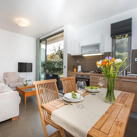 Lejlighed City Holiday Apartment