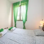 City Holiday Apartment *