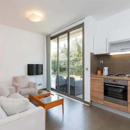 City Holiday Apartment Appartement