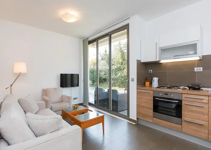 City Holiday Apartment
